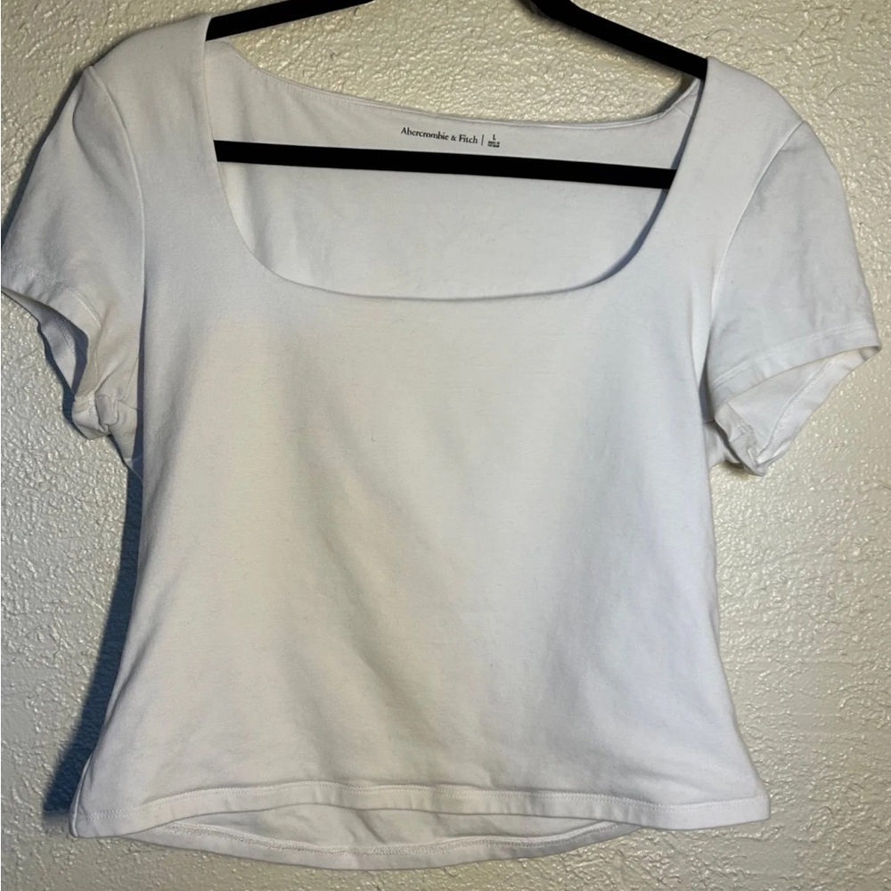 Abercrombie & Fitch White Scoop Neck Short Sleeve Tee